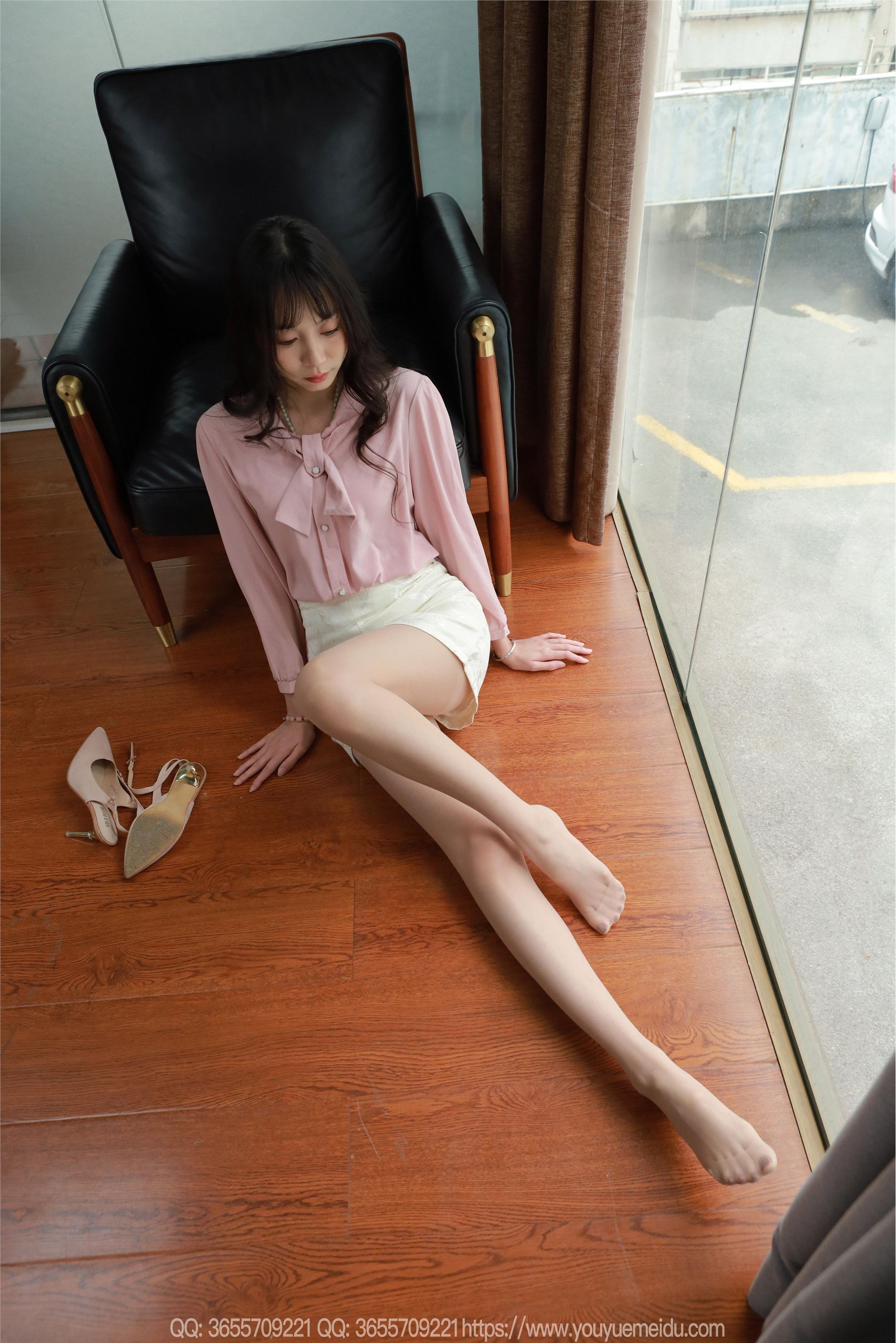 IESS异思趣向  2025.05.11 丝享家 2050 团团《粉色OL（下）》